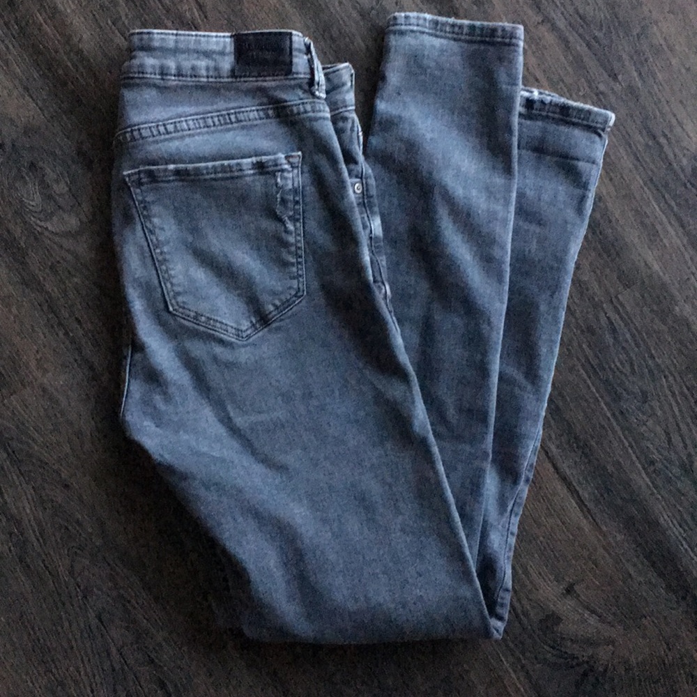 Bershka size 4 skinny jeans